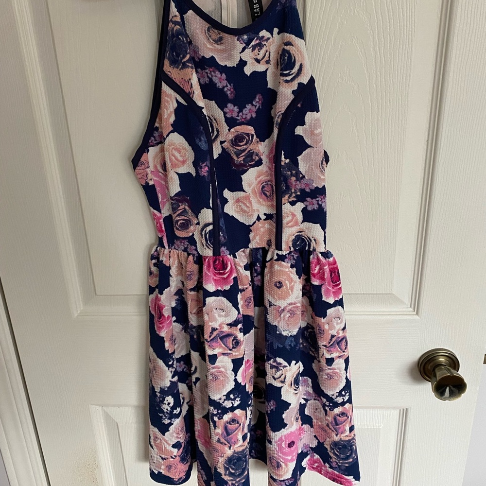 Design lab flower dress- size small